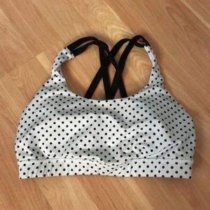 Lululemon energy bra size 6